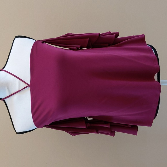 WHITE HOUSE BLACK MARKET OFF THE SHOULDER TIERED TOP SIZE 0 - Picture 3 of 5